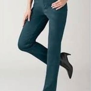 COPY - Gloria Vanderbilt Amanda green jeans size 10